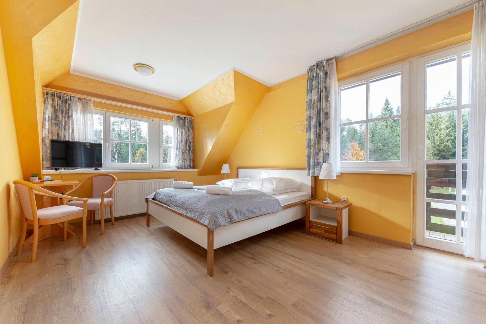 Hotel Burger Veniše Recica ob Savinji Exterior foto