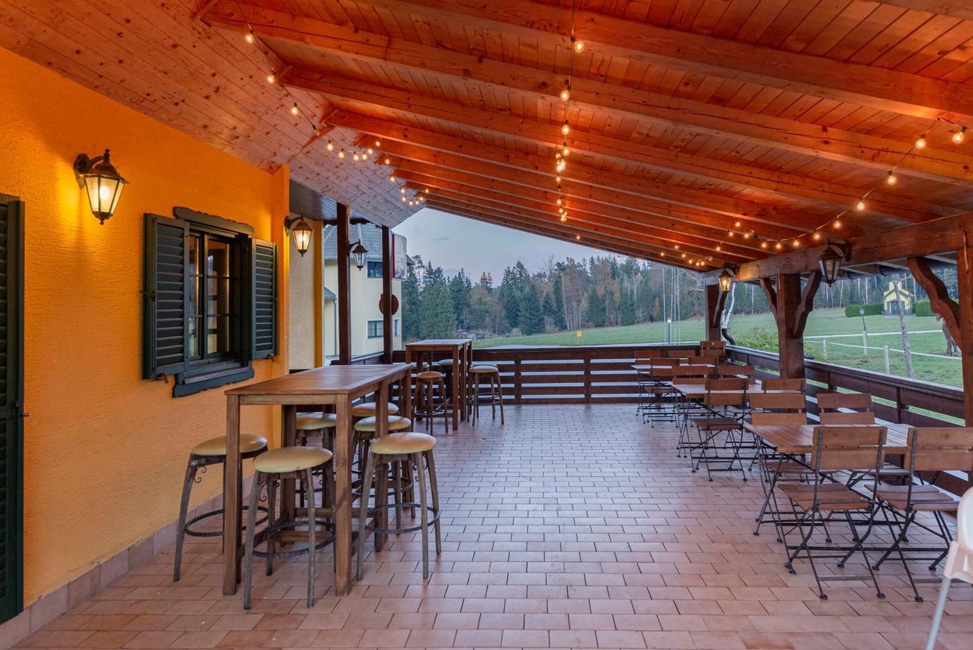 Hotel Burger Veniše Recica ob Savinji Exterior foto