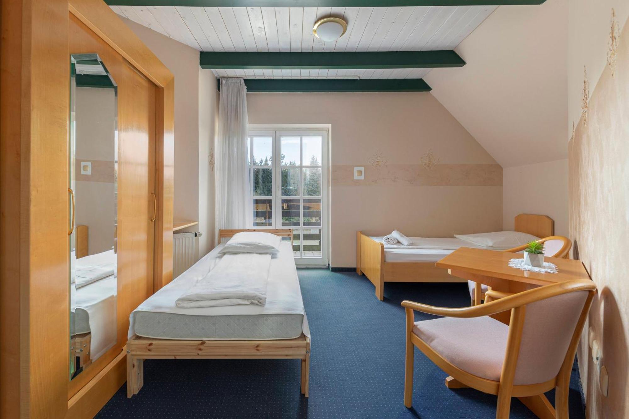Hotel Burger Veniše Recica ob Savinji Exterior foto
